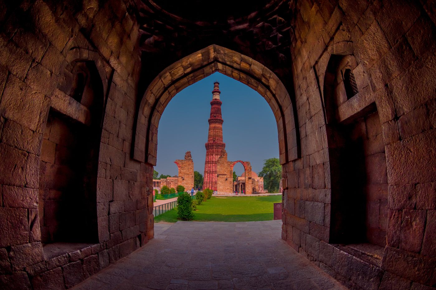 50-qutub-minar-complex-new-delhi